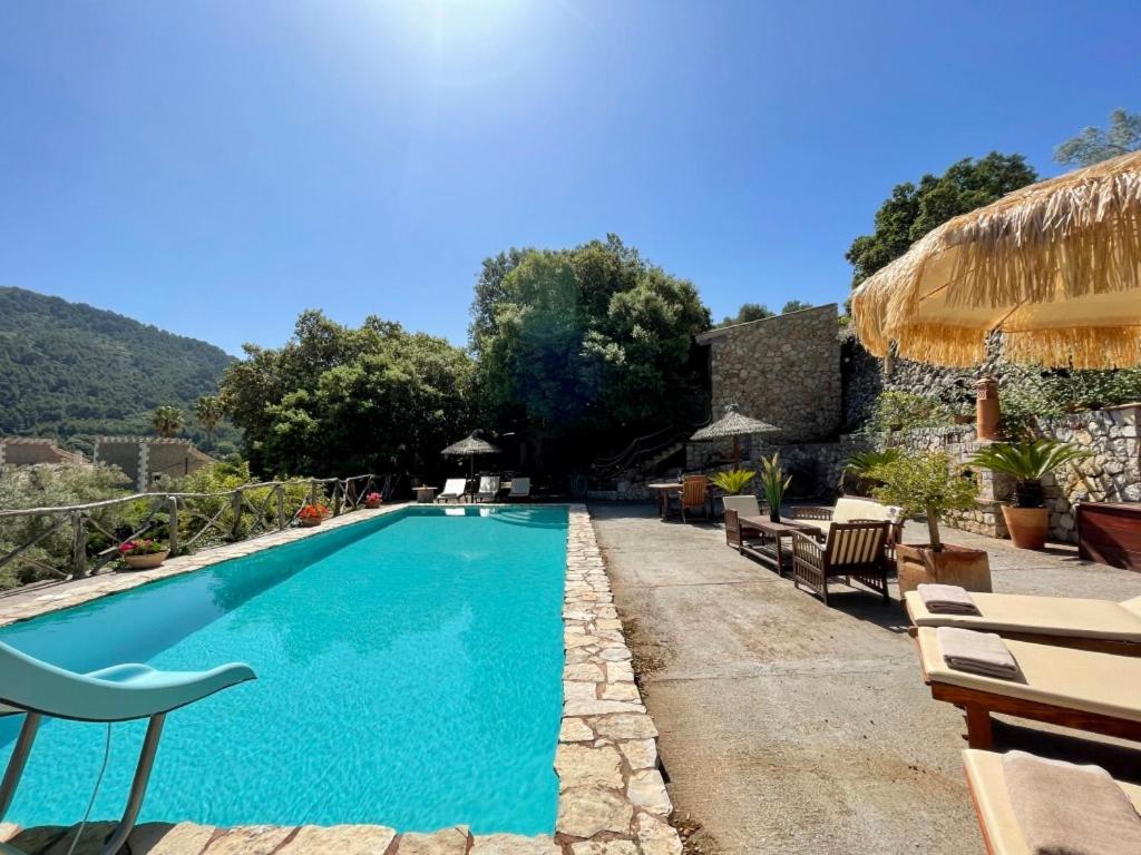 Fabulous Rustic Villa Set On Mountain With Unique Views Valldemossa  Exterior foto